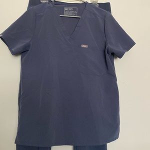 Women’s medium space navy scrub set